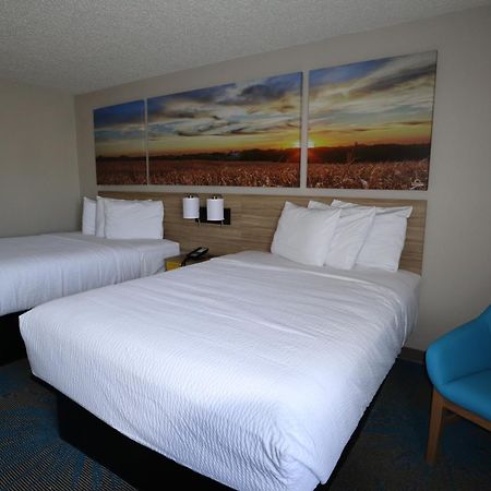 Days Inn By Wyndham Mandan Bismarck Area Экстерьер фото