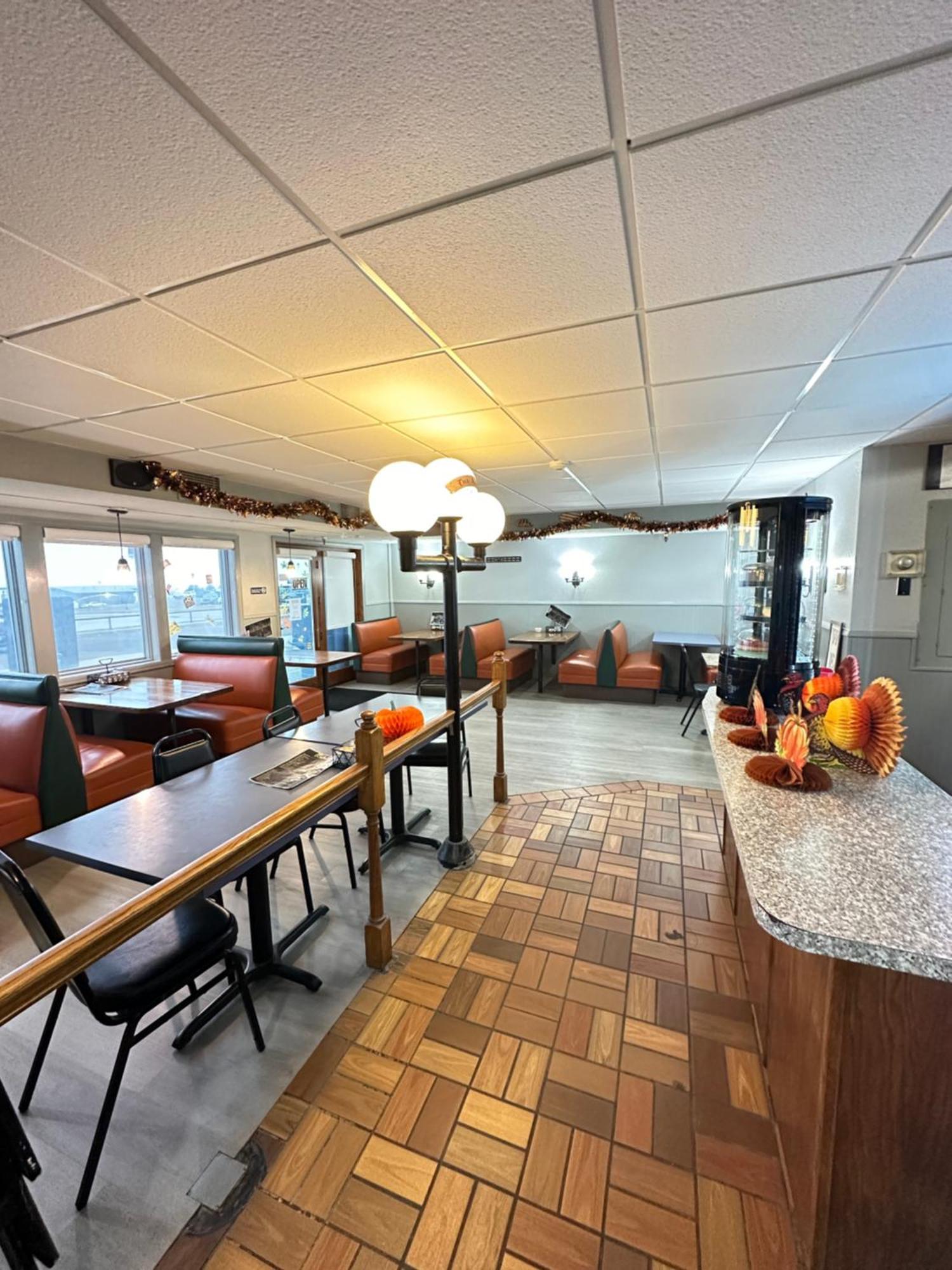 Days Inn By Wyndham Mandan Bismarck Area Экстерьер фото