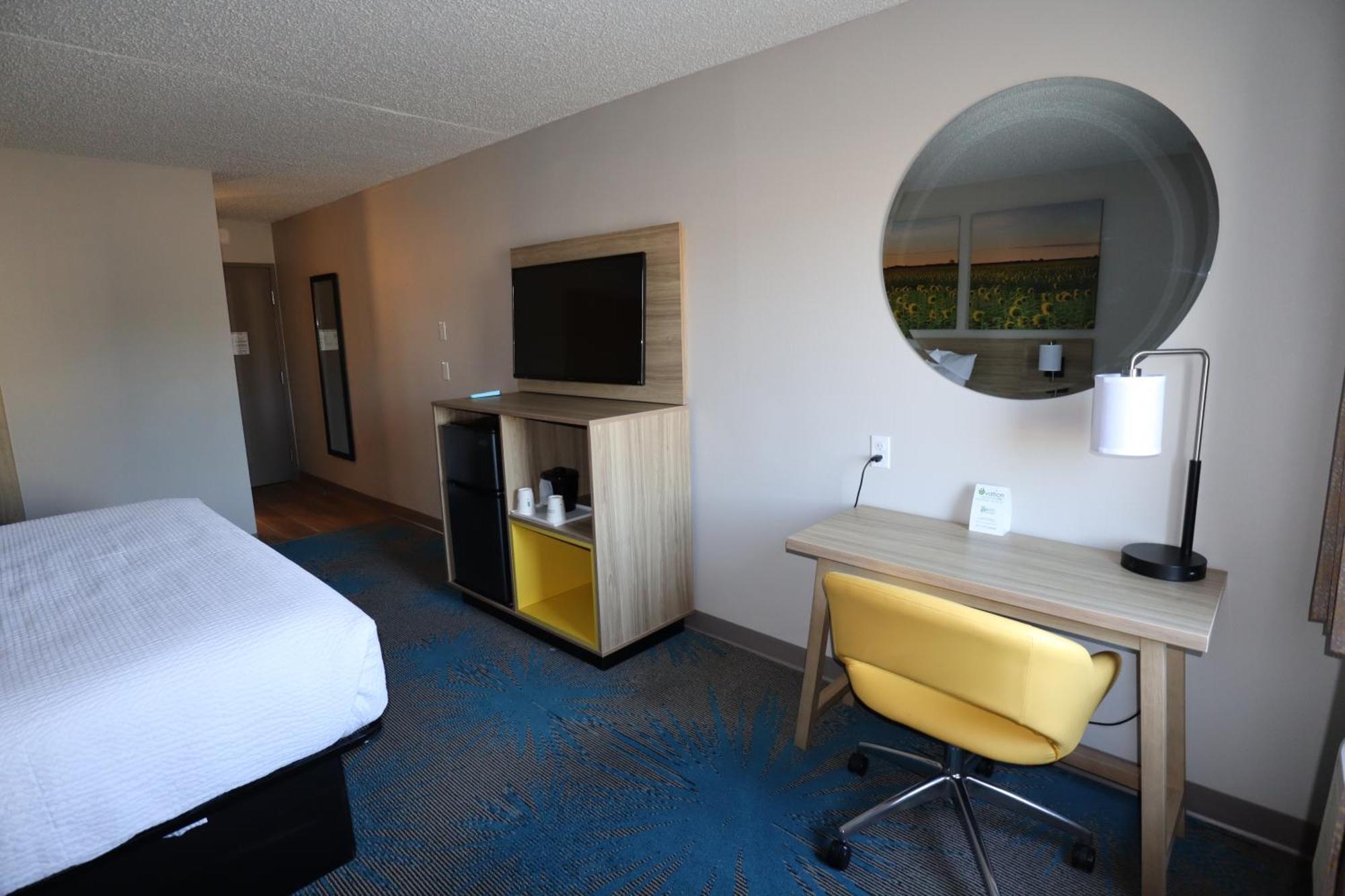 Days Inn By Wyndham Mandan Bismarck Area Экстерьер фото